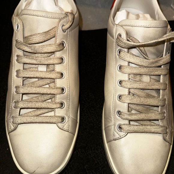 Gucci x Disney Mickey Mouse Sneakers - Picture 7 of 12